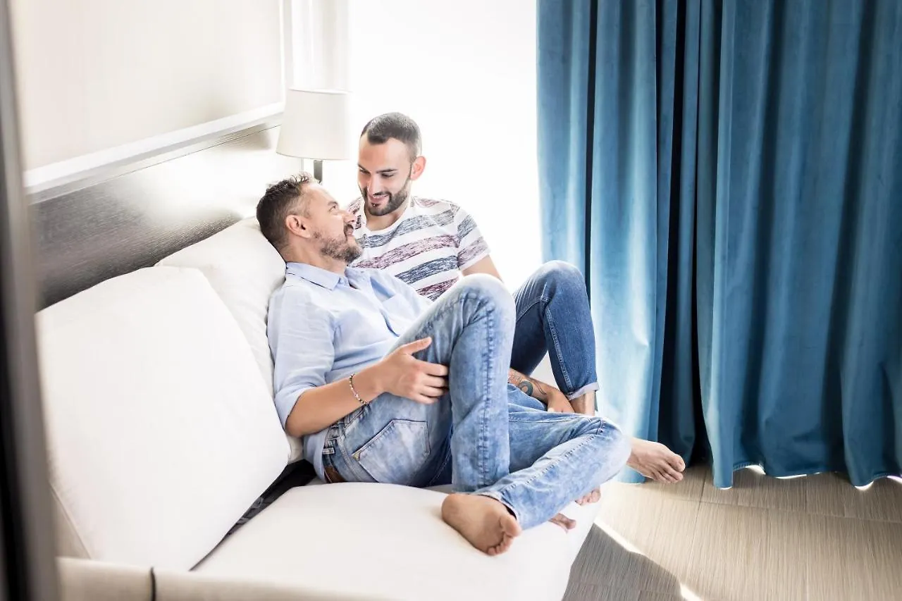 The One Hotel - Designed For Adults - Pet Lovers Riccione 4*,  Italien