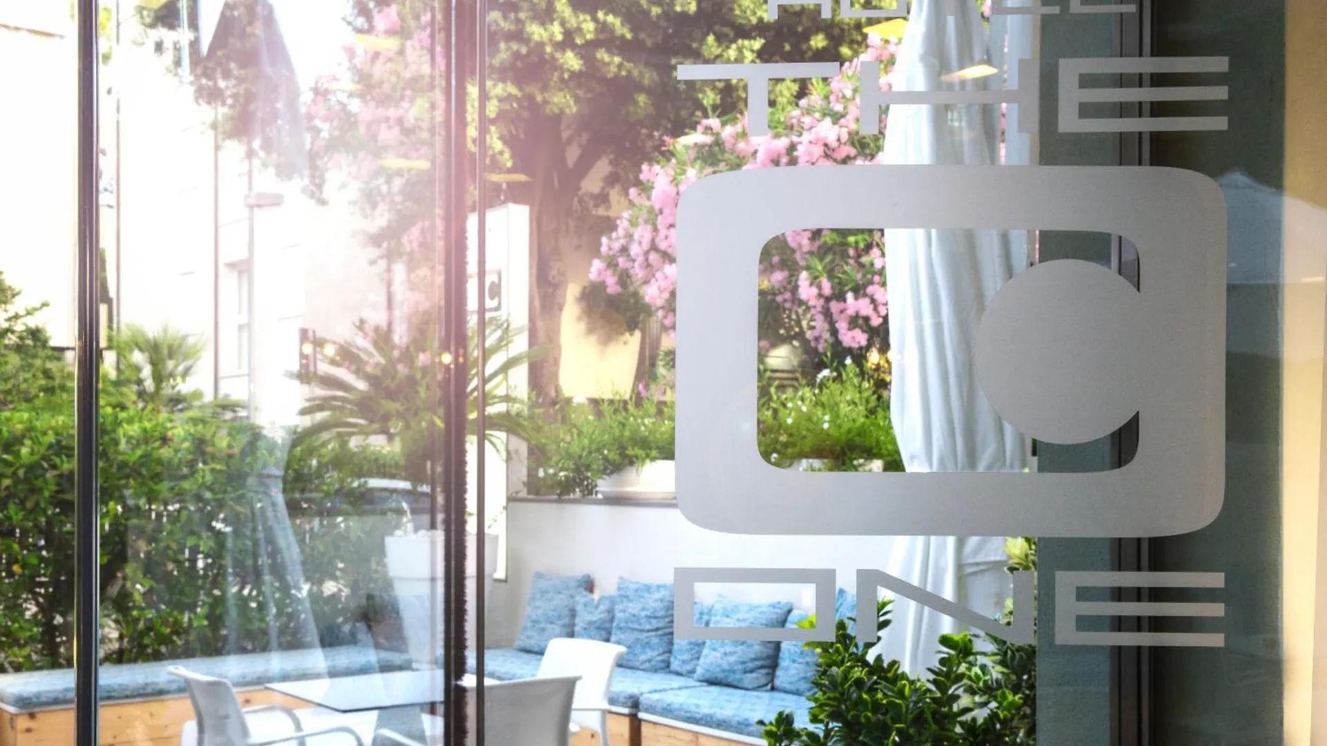 ****  The One Hotel - Designed For Adults - Pet Lovers Riccione Italy